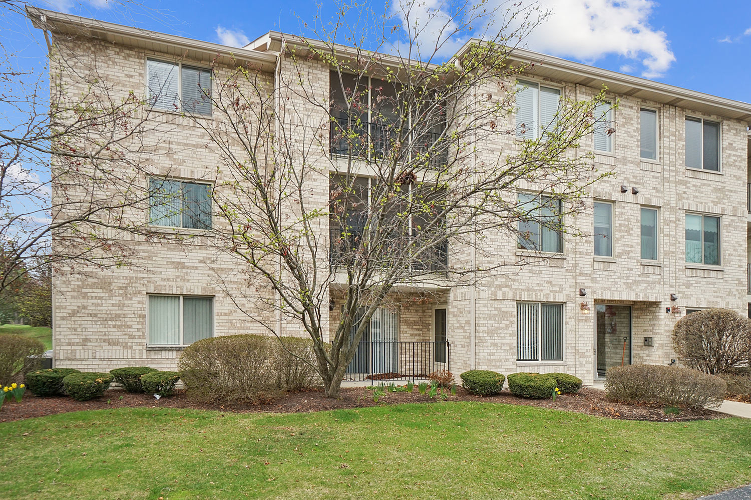 6825 Forestview Drive 3d Property Photo