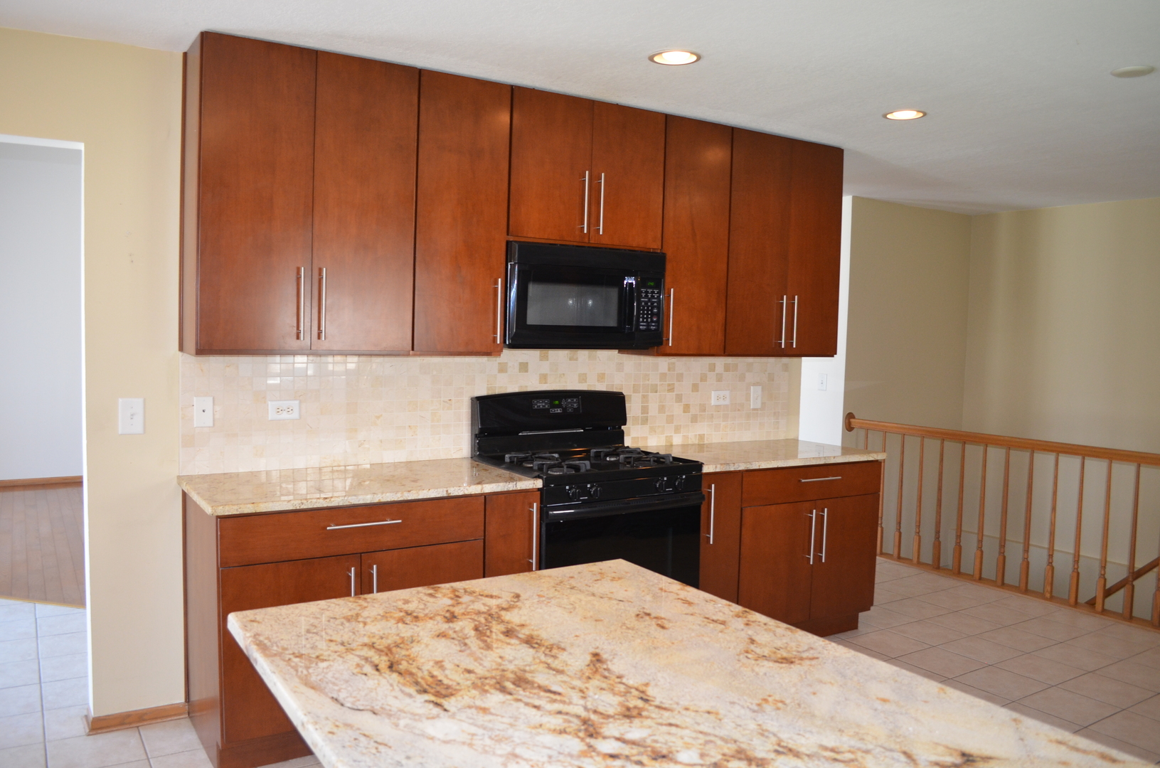 1118 Windsor Drive Property Photo 6