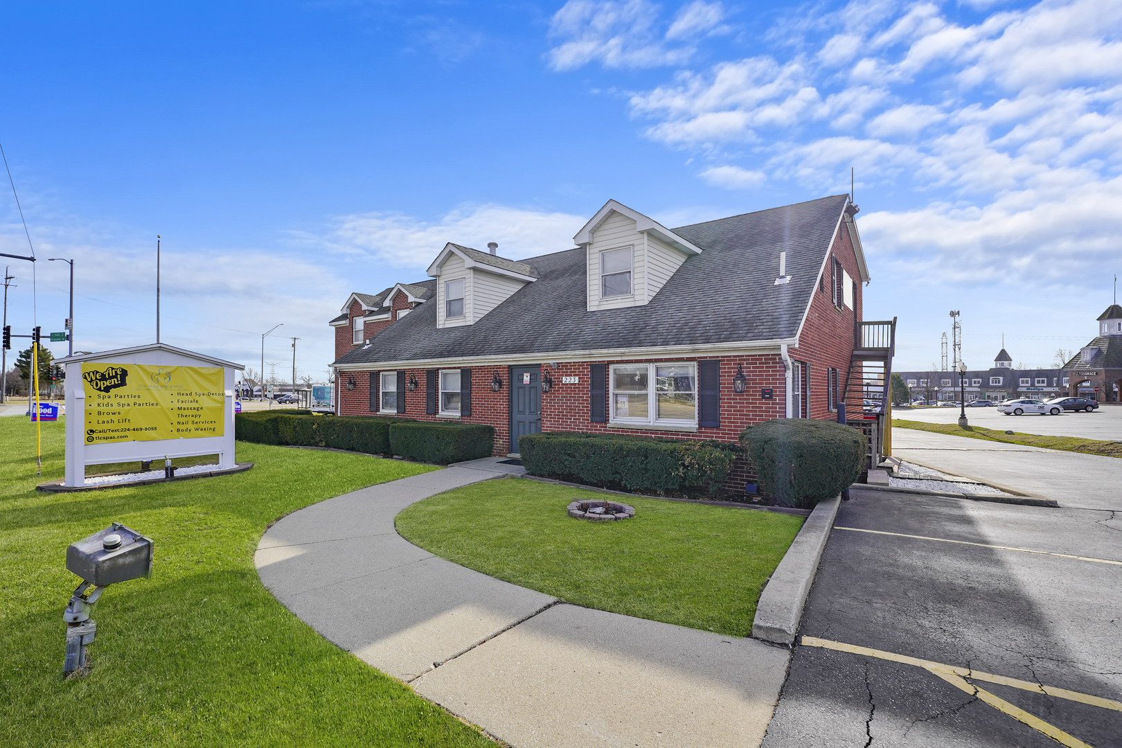 223 N Il Route 21 2b Property Photo