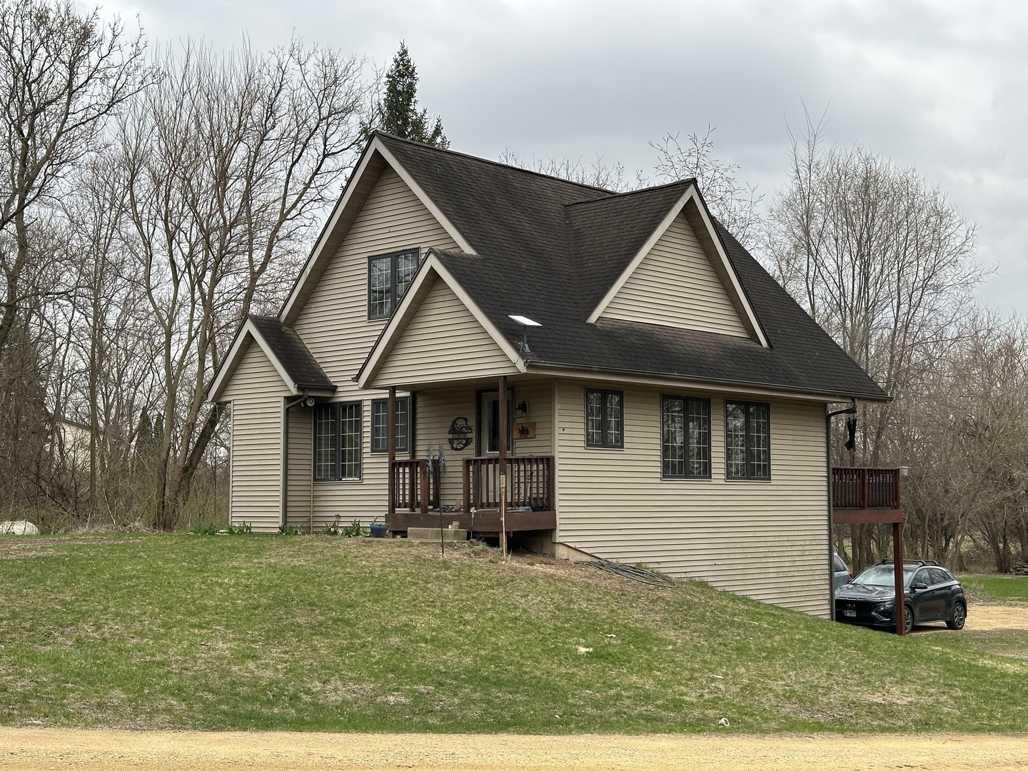8560 N Hales Corner Road Property Photo