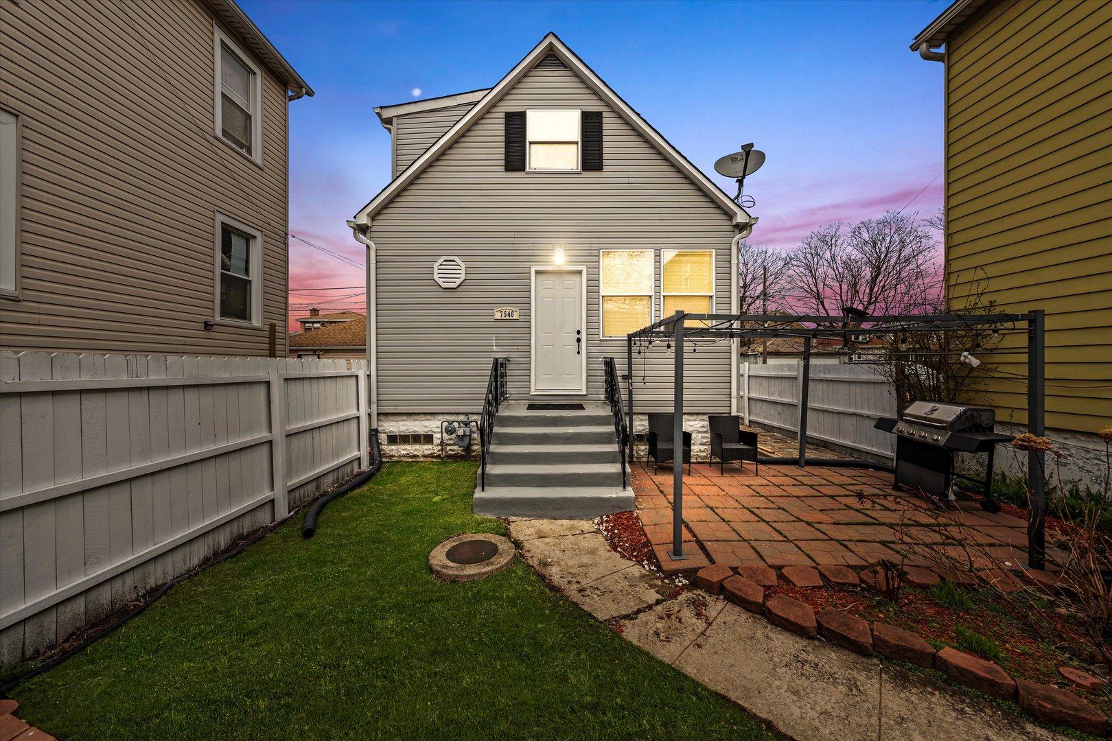 7546 W 61st Street Property Photo
