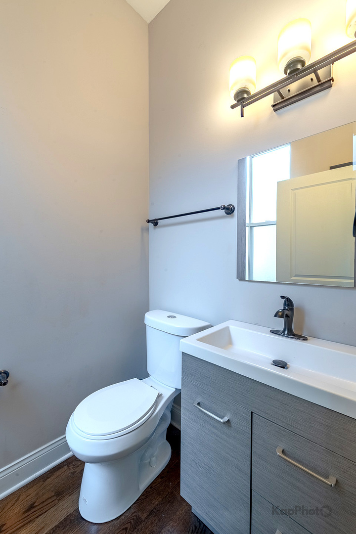 4520 S King Drive 4b Property Photo 14