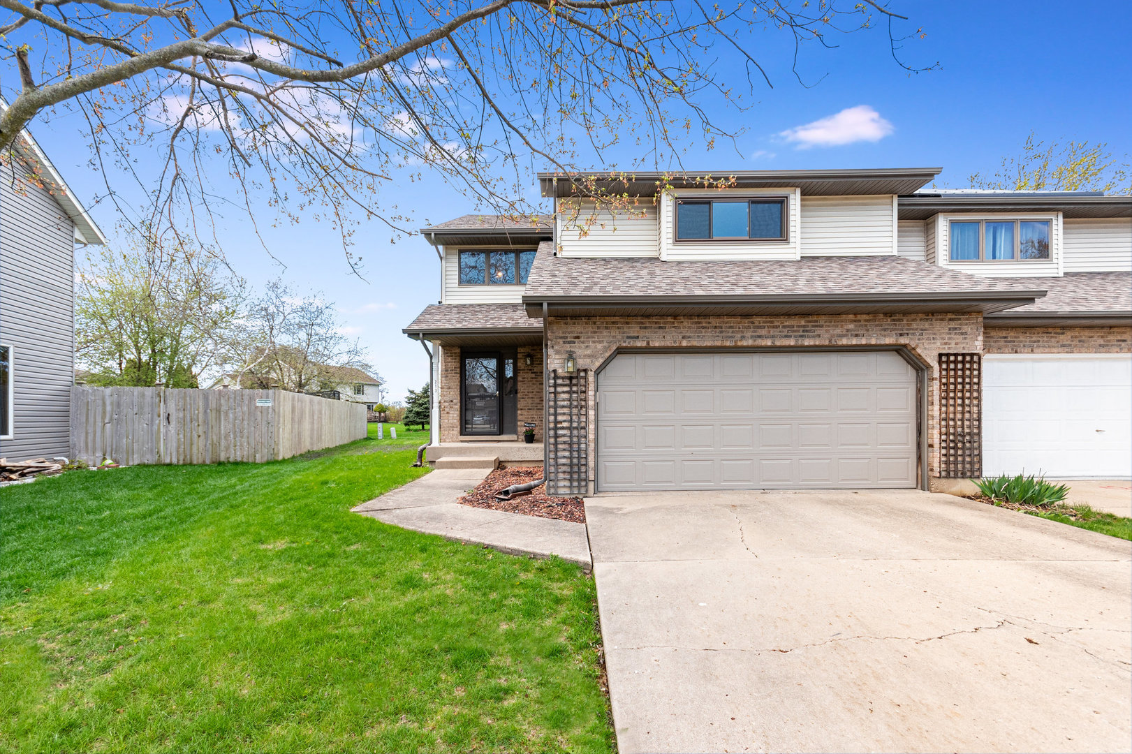 60404 Real Estate Listings Main Image