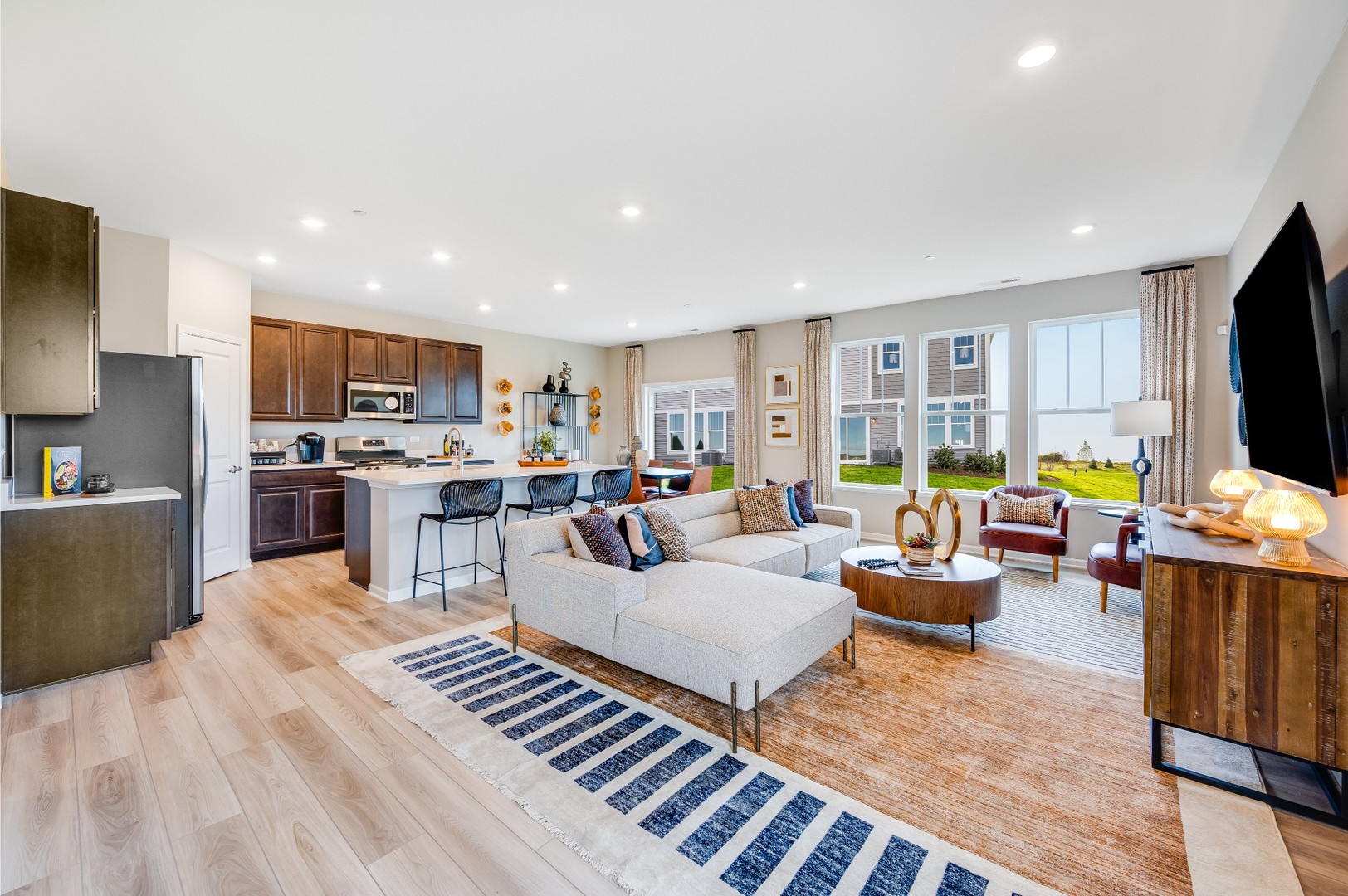 120 Henderson Street Property Photo 10