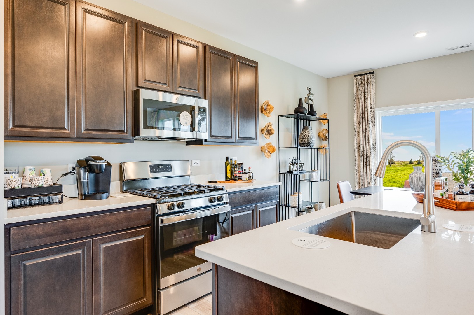 120 Henderson Street Property Photo 17