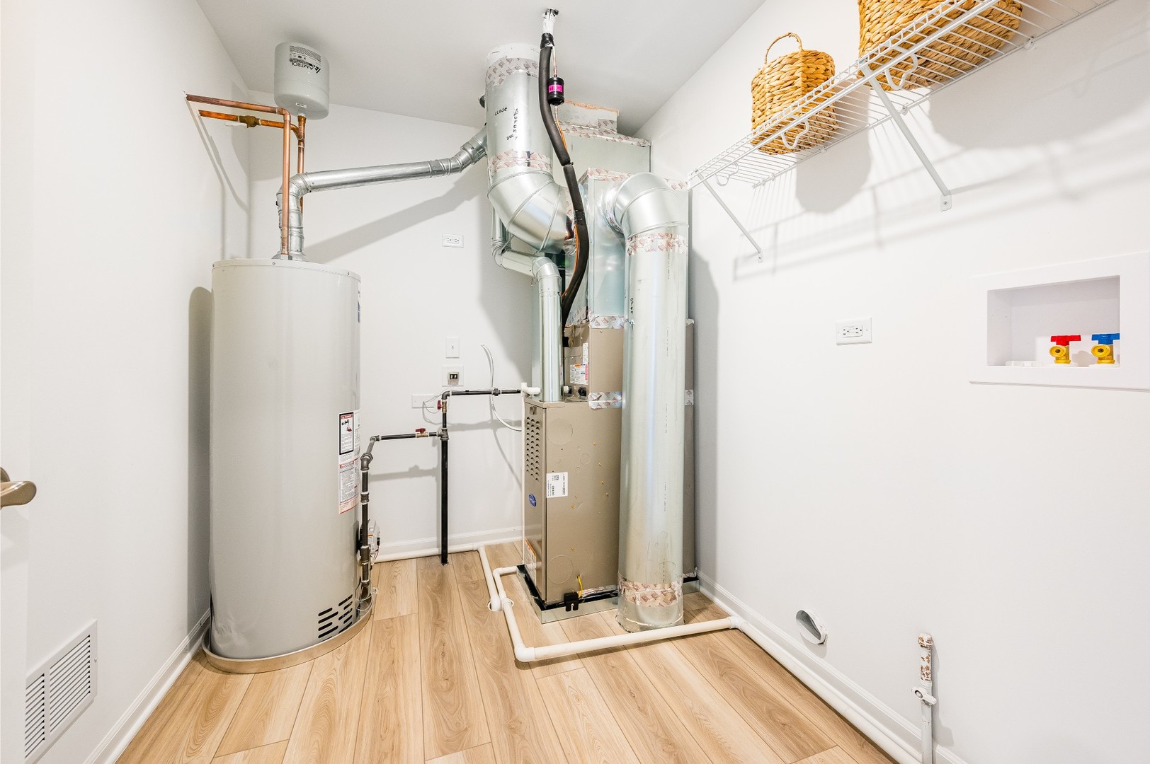 120 Henderson Street Property Photo 24