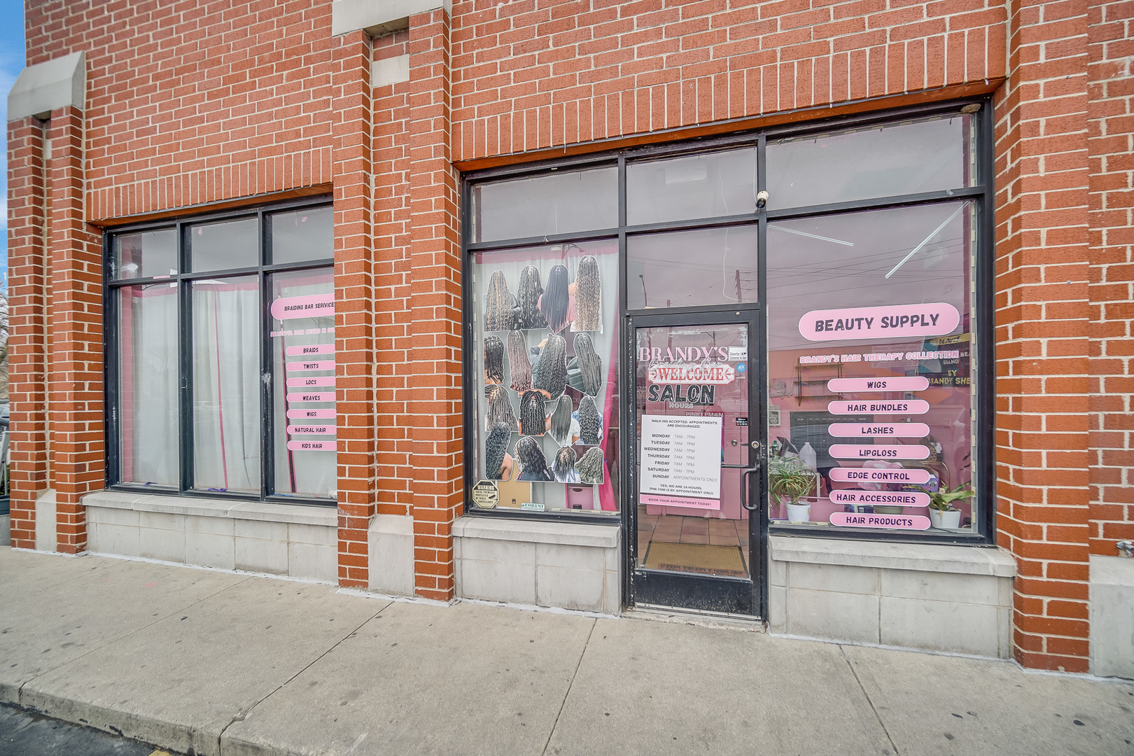 4800 W Fulton Street Property Photo 4