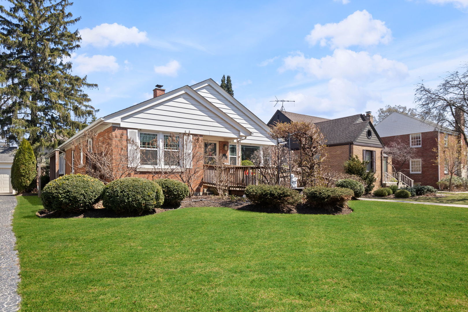 537 S Ashland Avenue Property Photo
