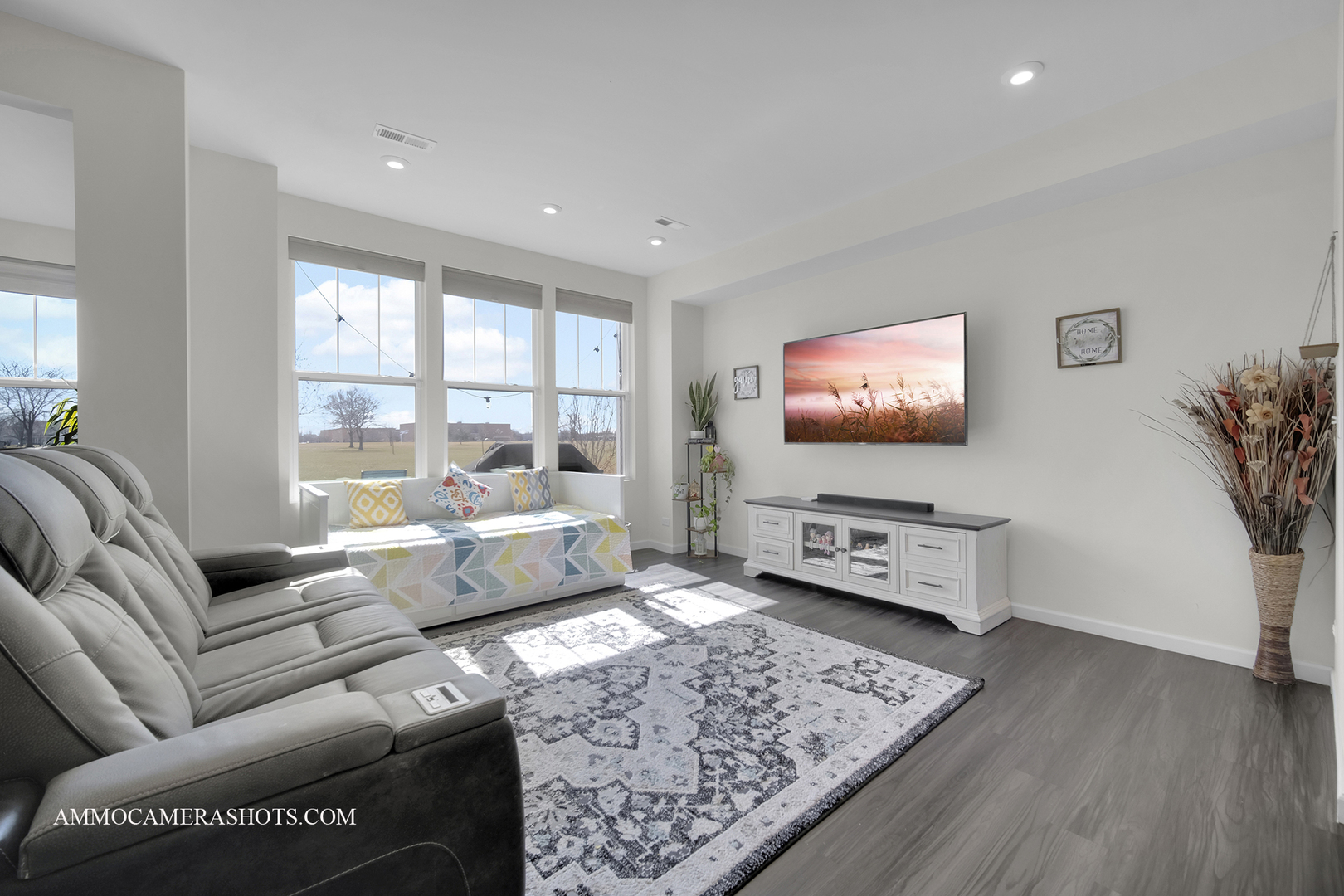 587 Watercress Drive Property Photo 11