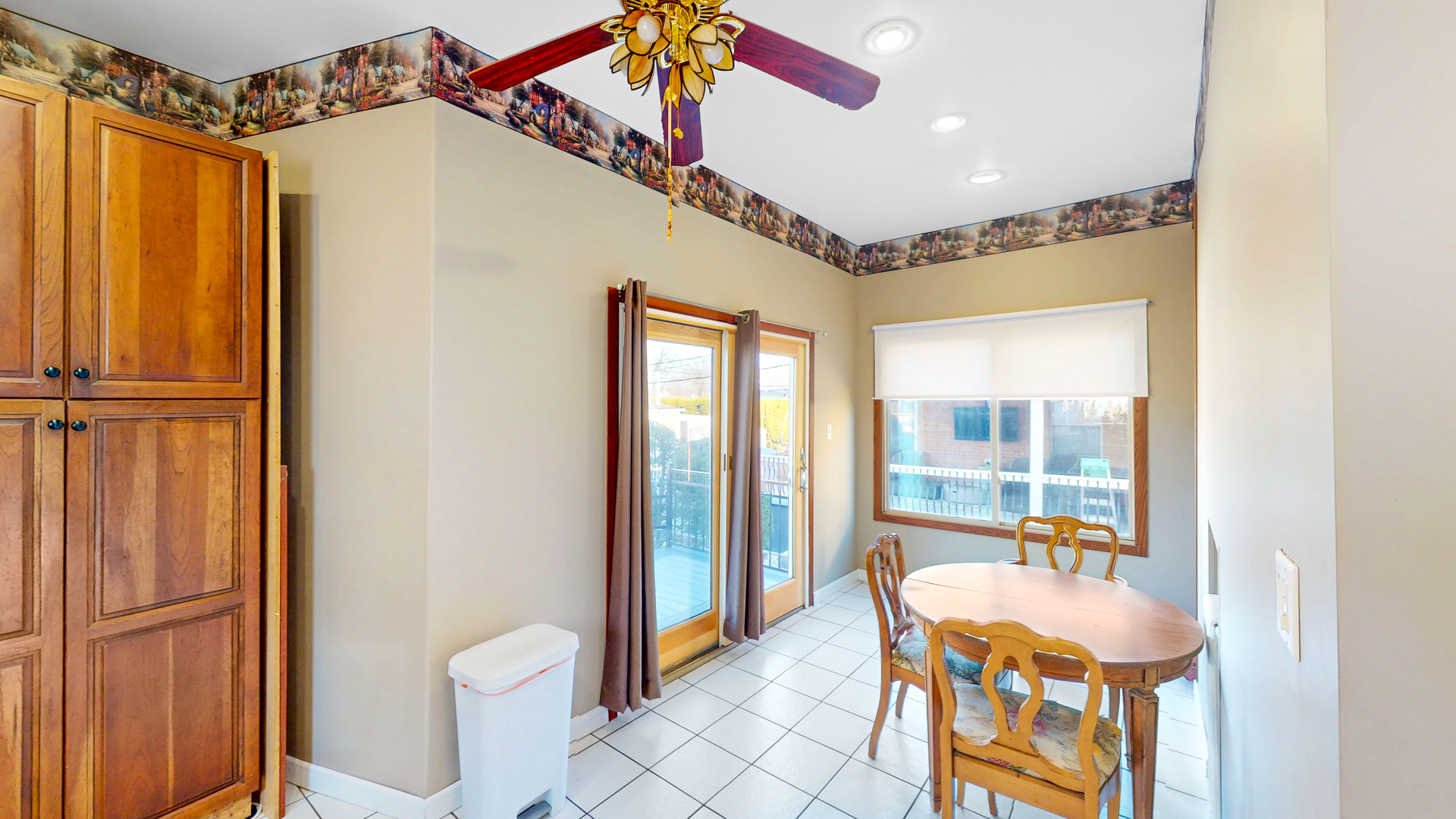 3508 N New England Avenue Property Photo 12