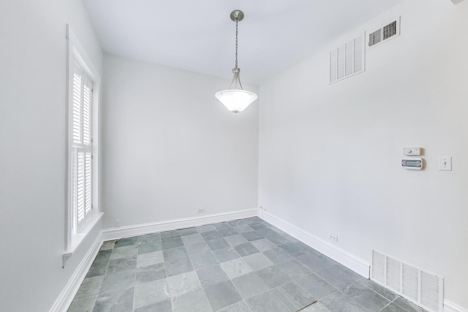 5327 N Winthrop Avenue 2s Property Photo 10