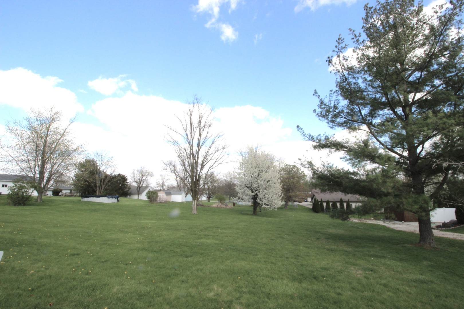 25175 N 2175 East Road Property Photo 1