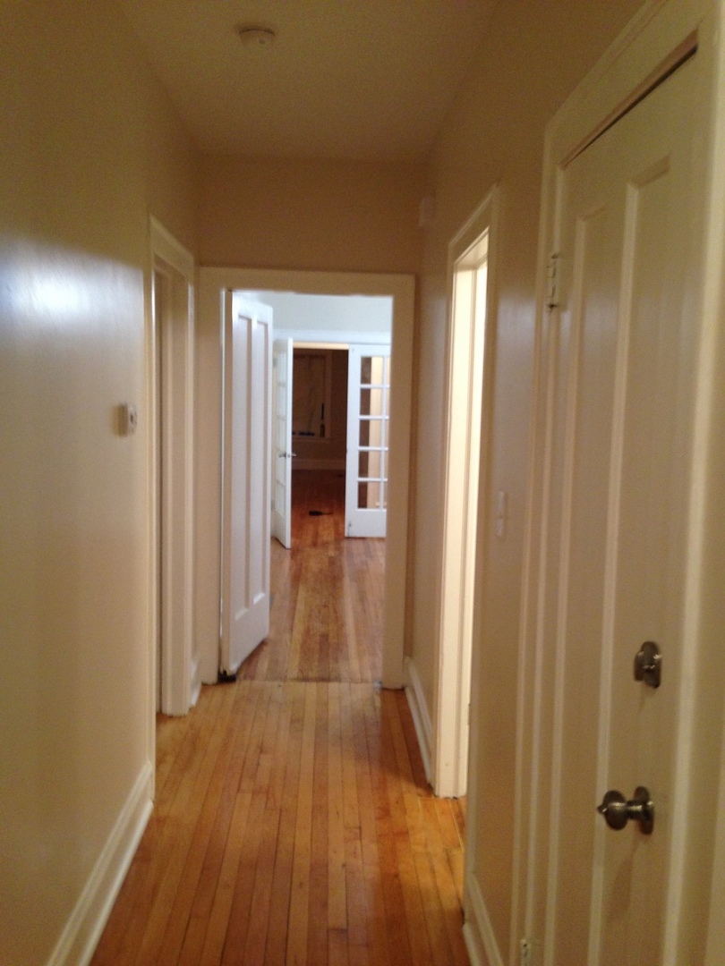 8036 S Yates Boulevard Property Photo 7