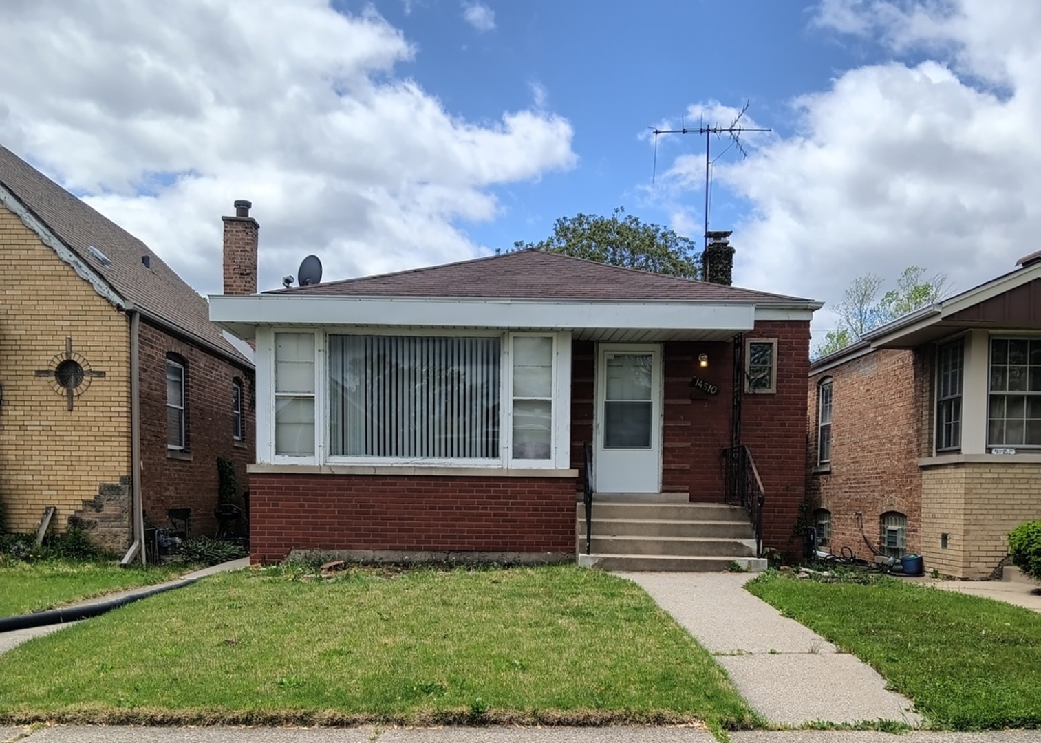 14510 S Normal Avenue Property Photo 1