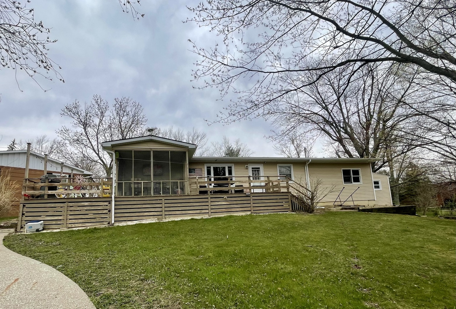 220 Ocala Drive Property Photo