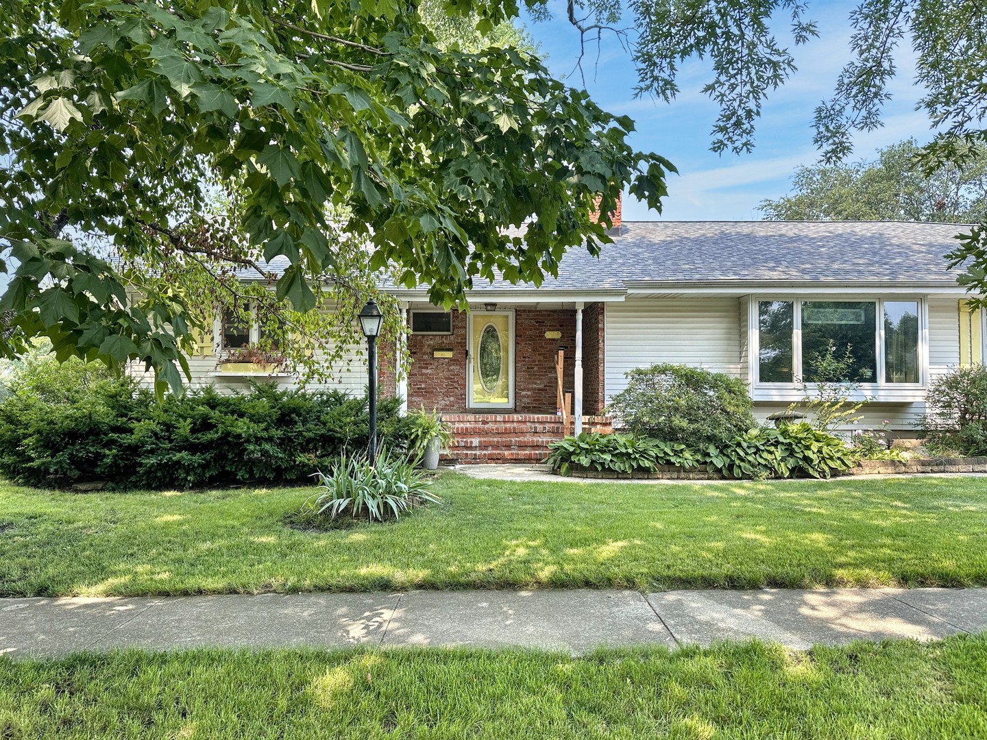 614 S Thomas Street Property Photo 2