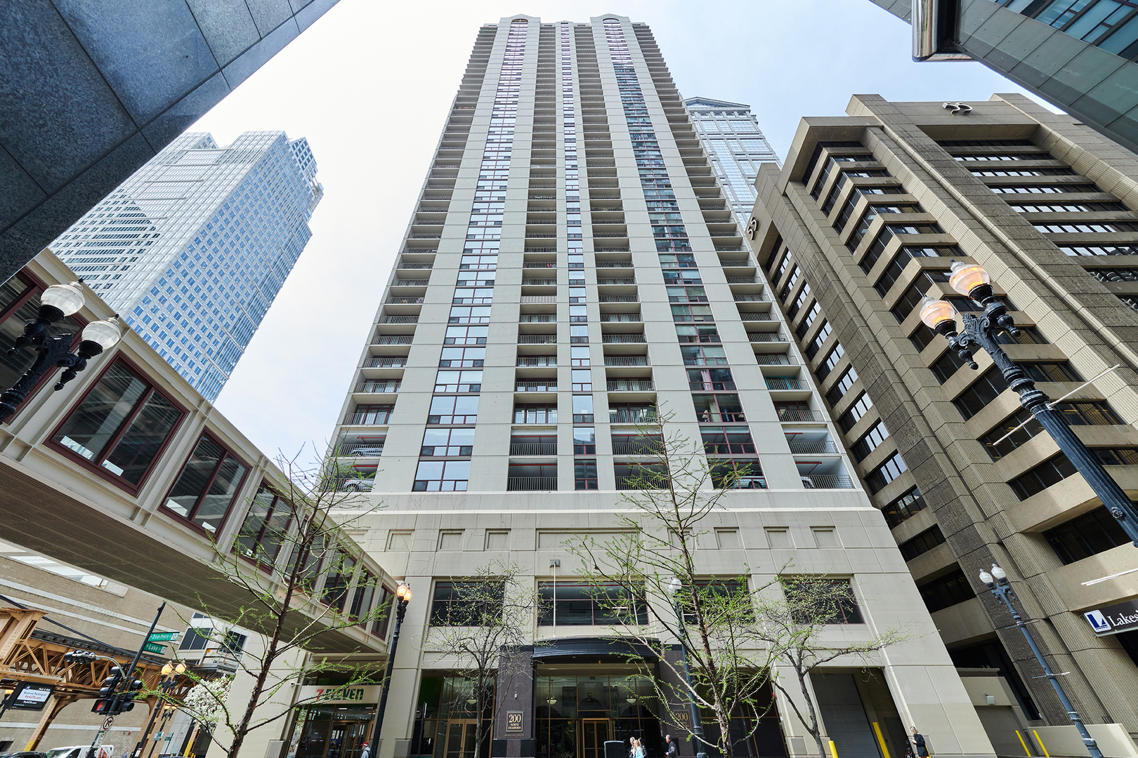 200 N Dearborn Street 4608 Property Photo