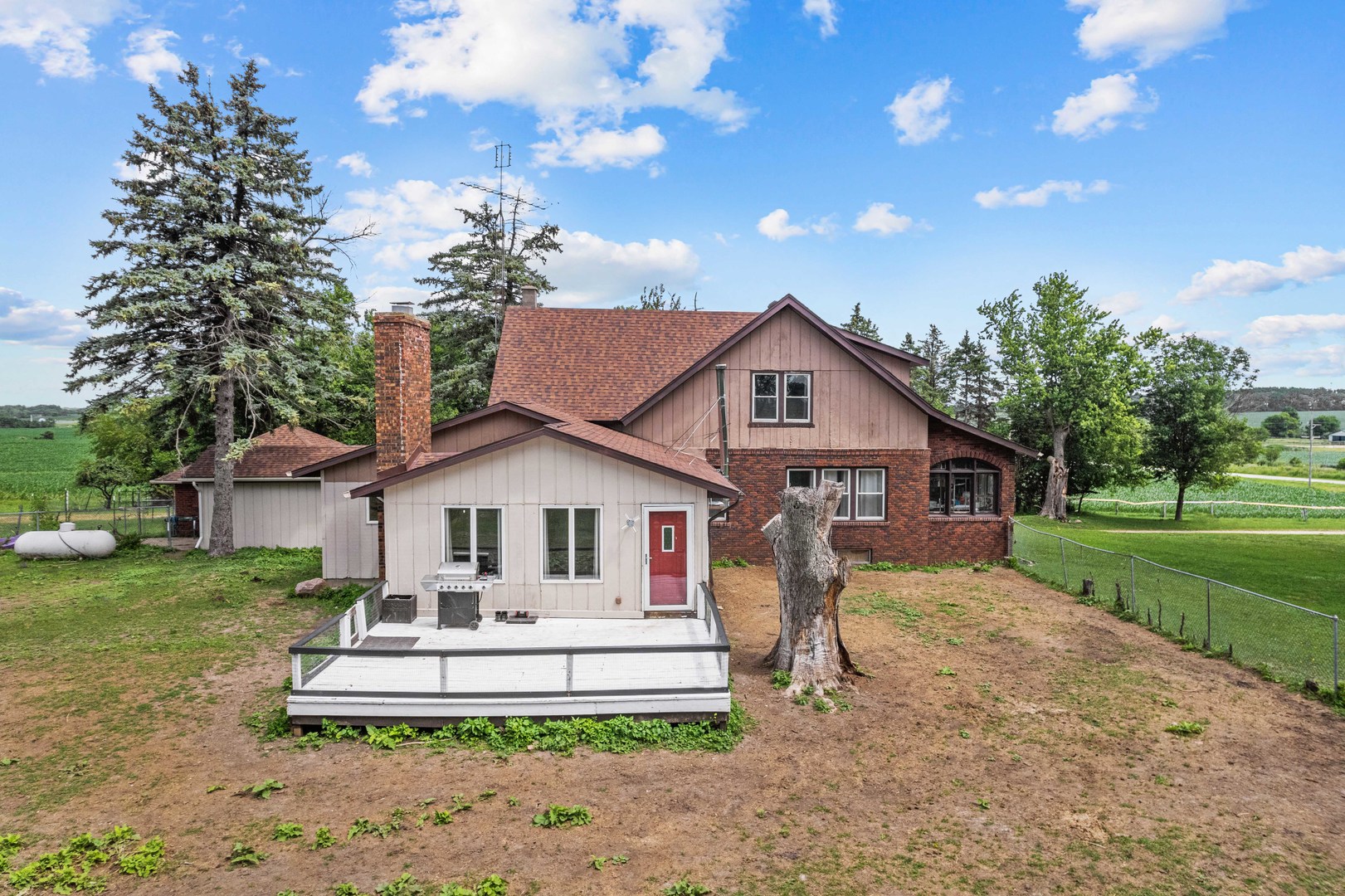 953 N Paw Paw Road Property Photo 4