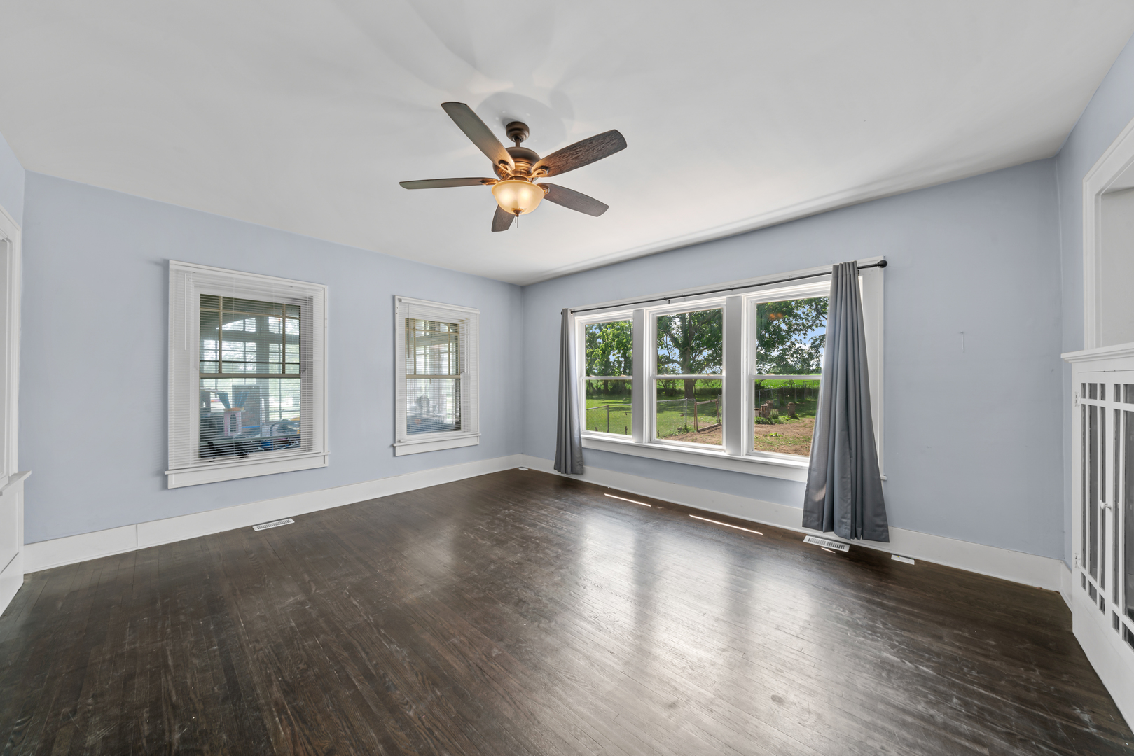 953 N Paw Paw Road Property Photo 20