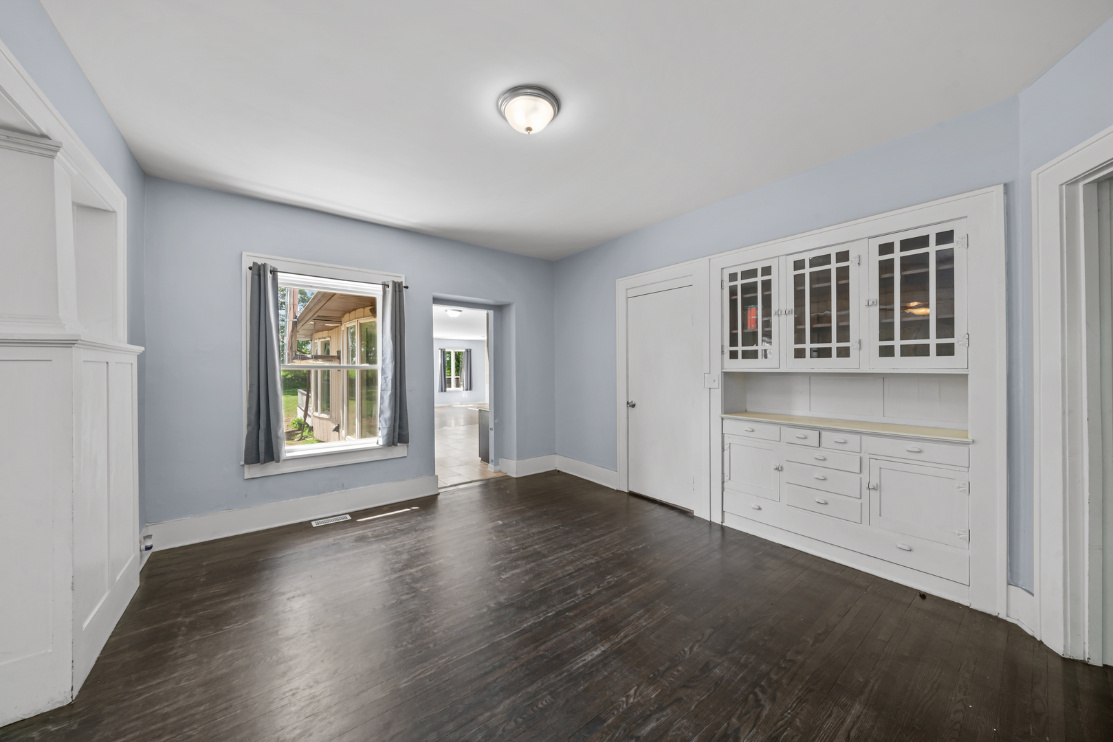 953 N Paw Paw Road Property Photo 23