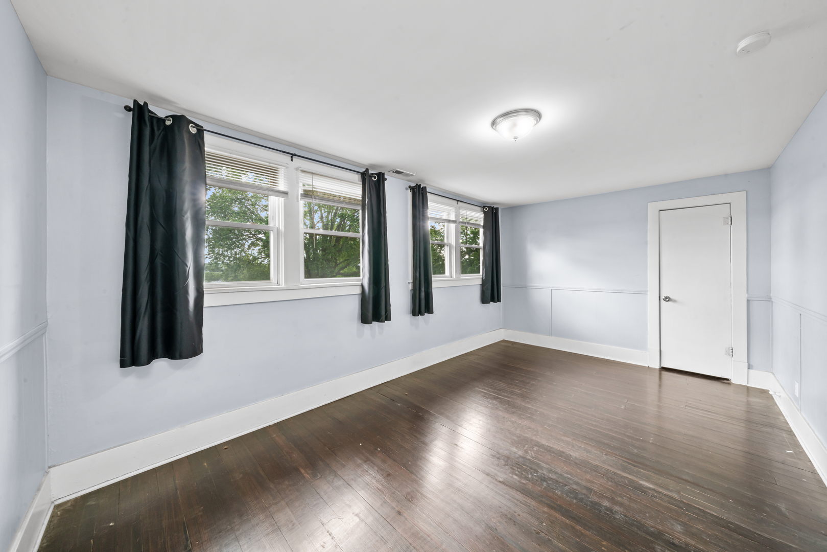 953 N Paw Paw Road Property Photo 26