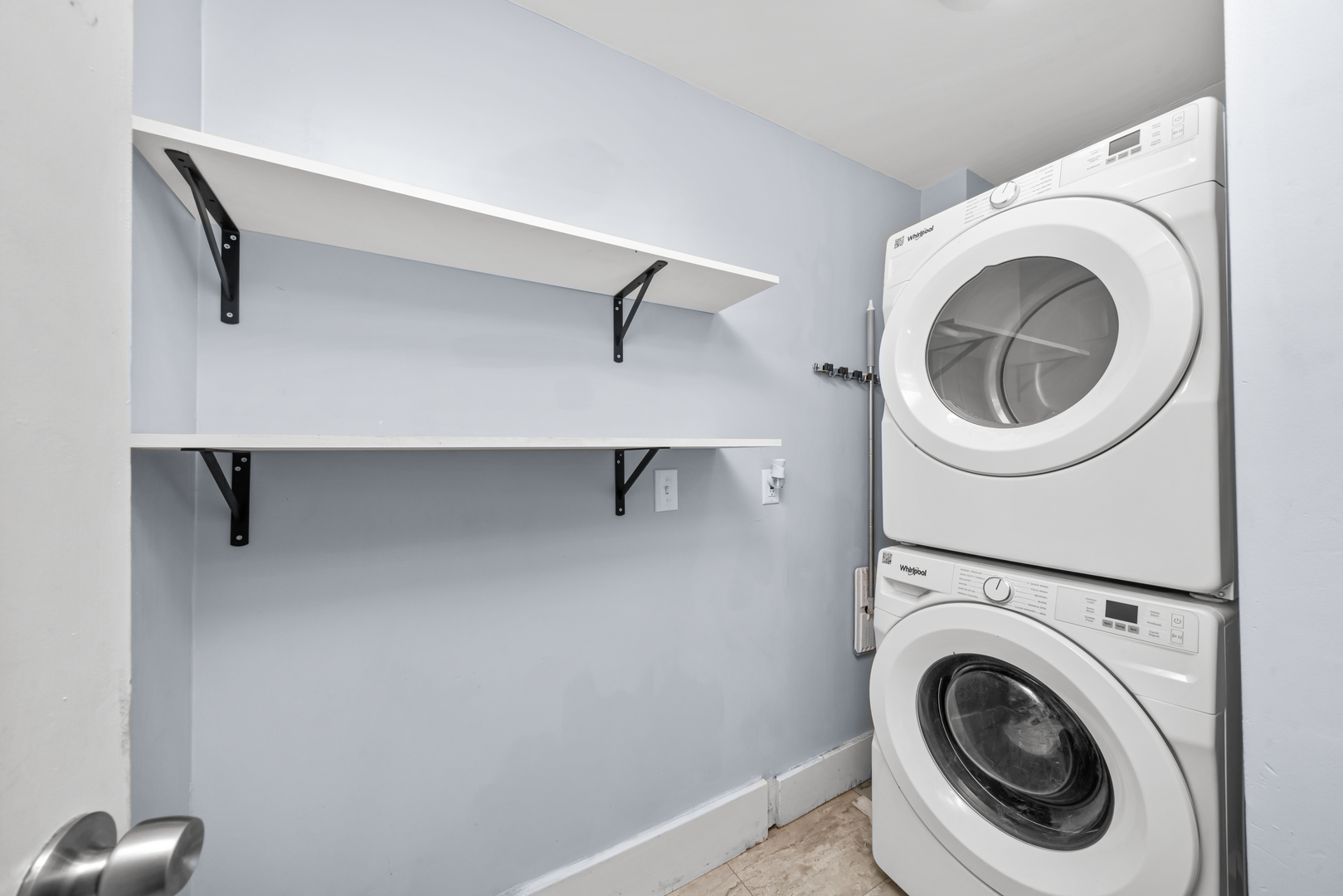 953 N Paw Paw Road Property Photo 31