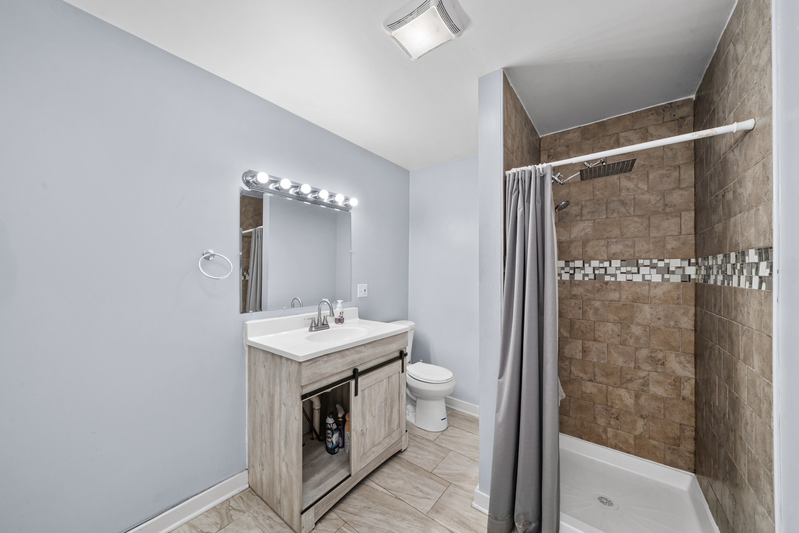 953 N Paw Paw Road Property Photo 34