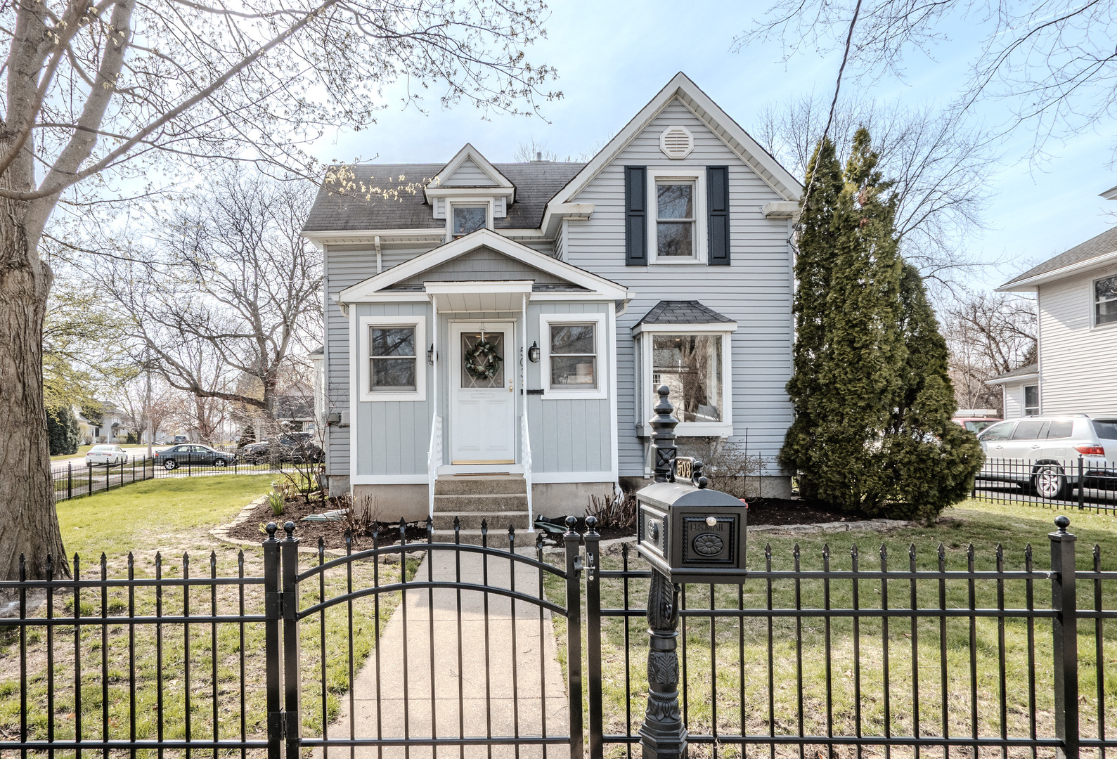 503 N Van Buren Street Property Photo