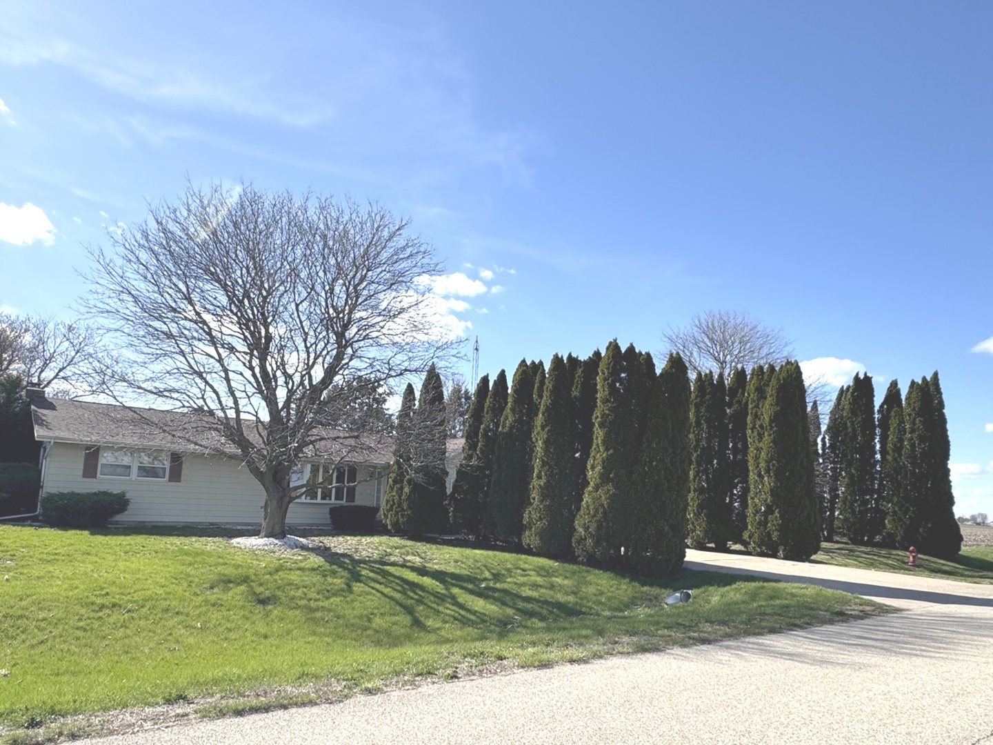 402 N Front Street Property Photo