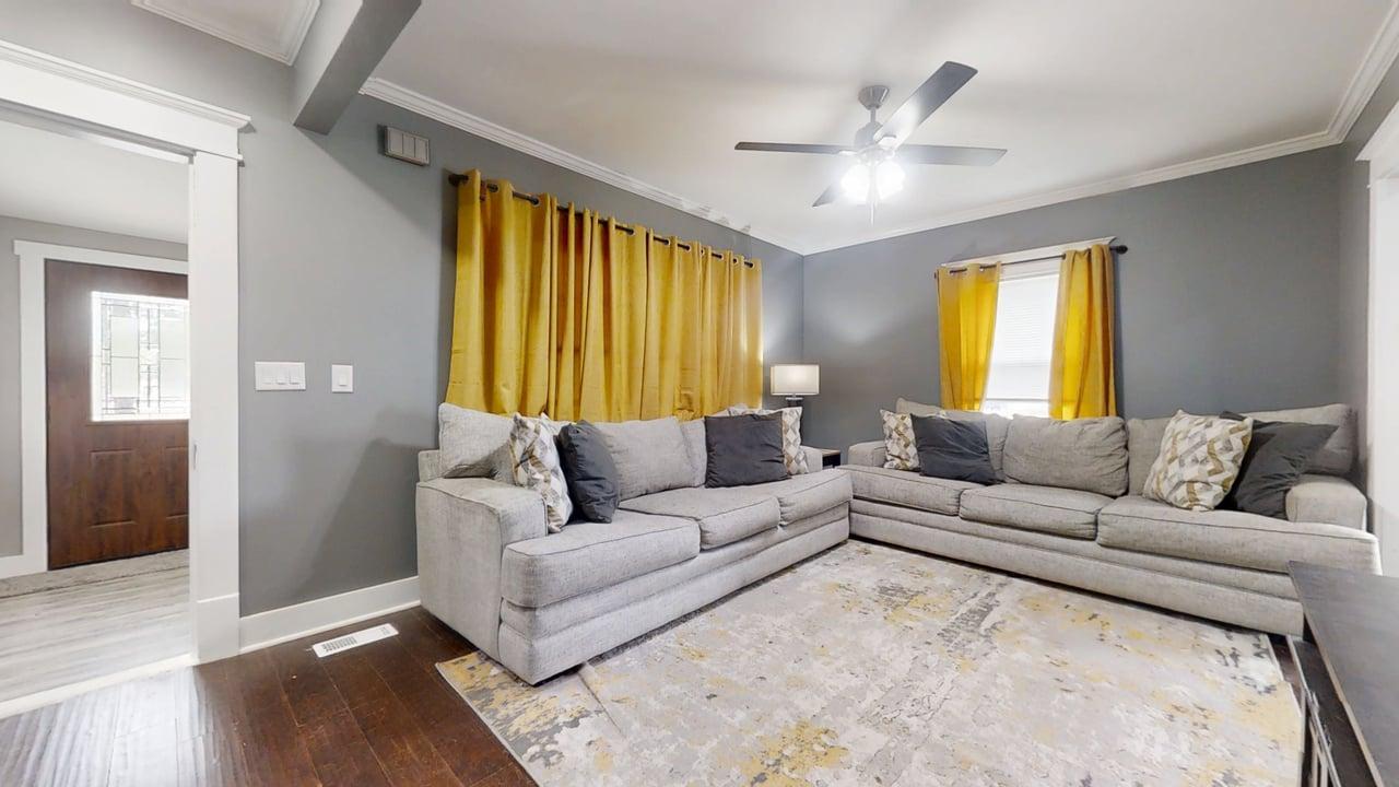 209 S Chestnut Street Property Photo 7