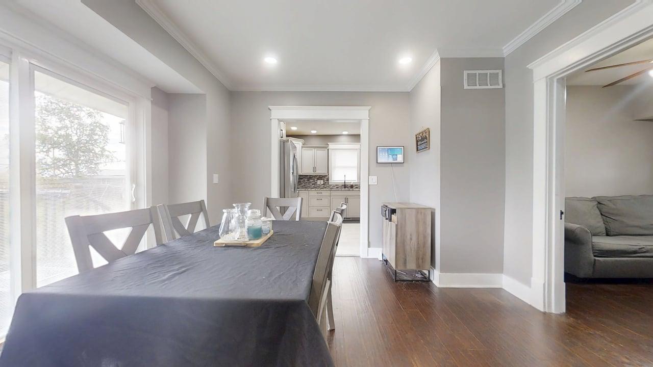 209 S Chestnut Street Property Photo 9