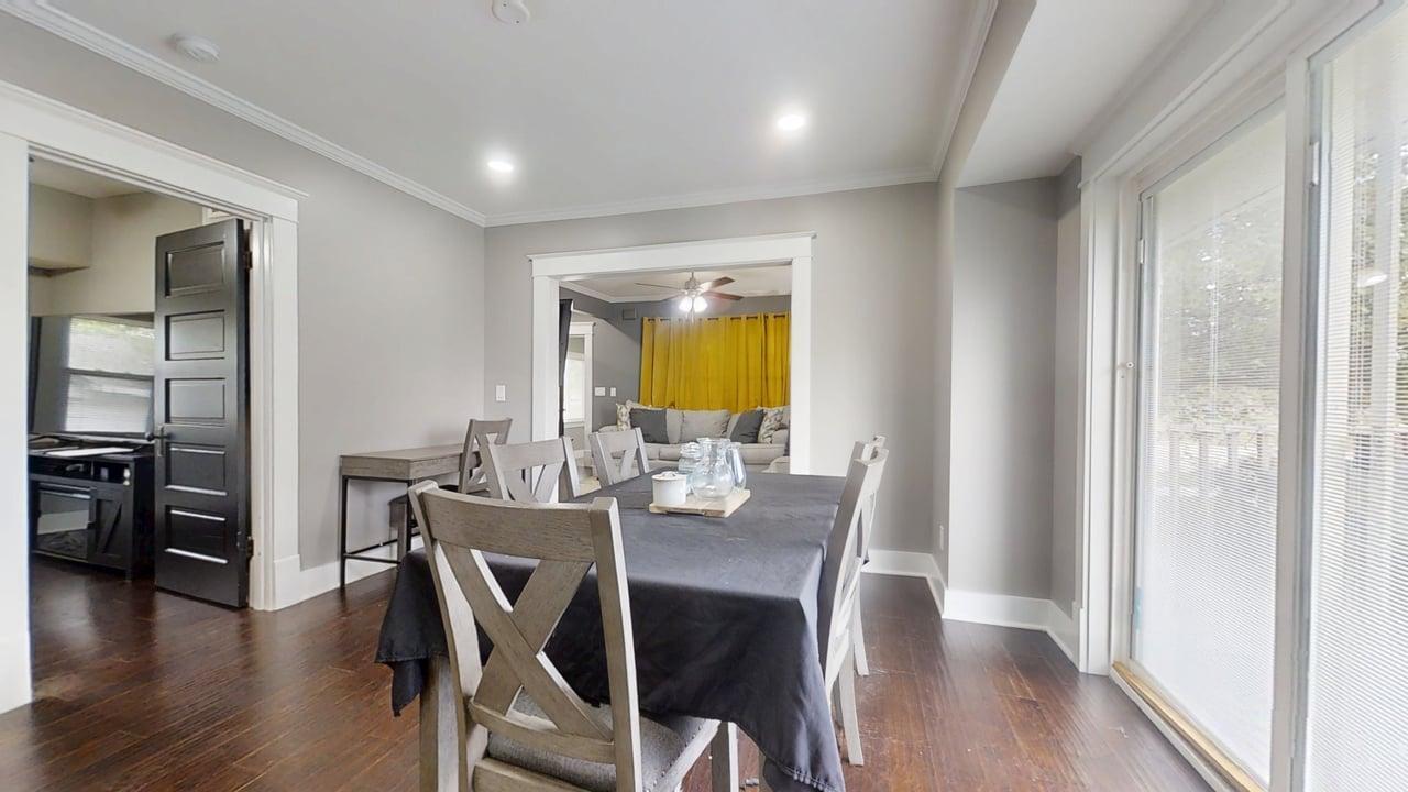 209 S Chestnut Street Property Photo 12