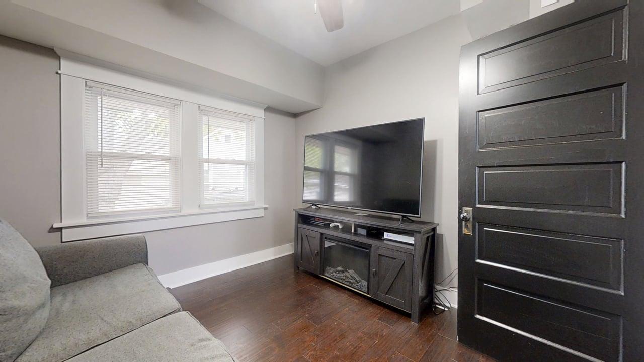 209 S Chestnut Street Property Photo 19