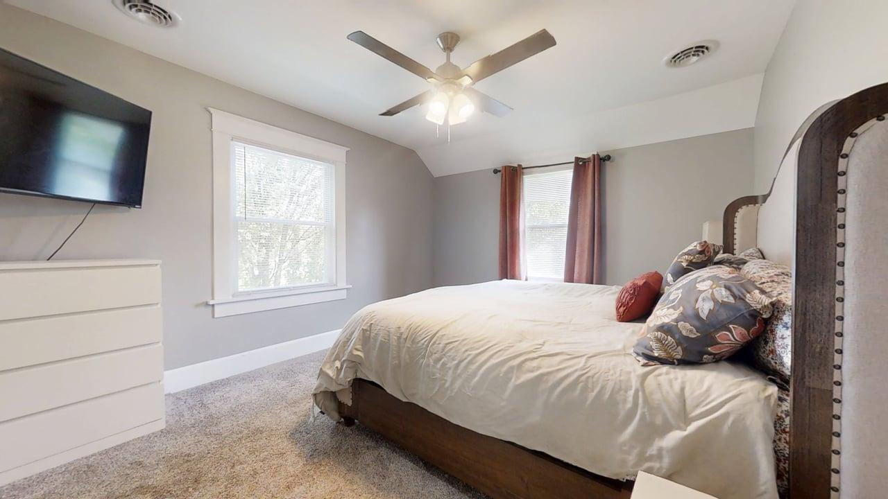 209 S Chestnut Street Property Photo 24