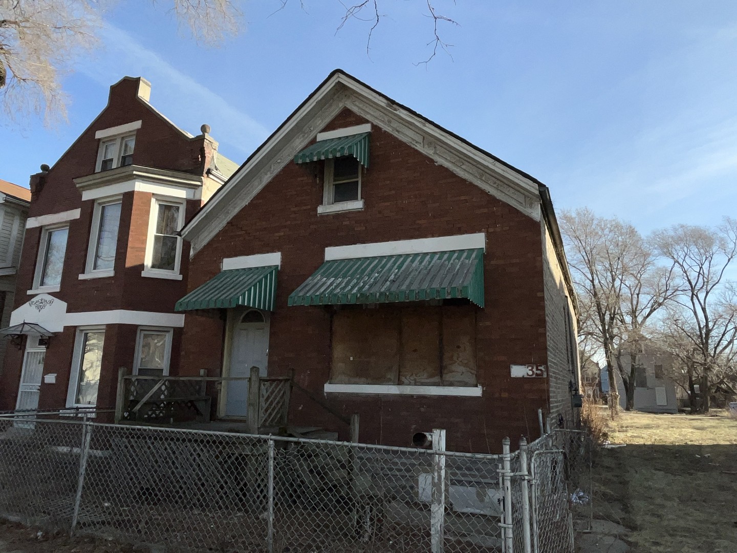 1635 S Kedvale Ave Property Photo 1