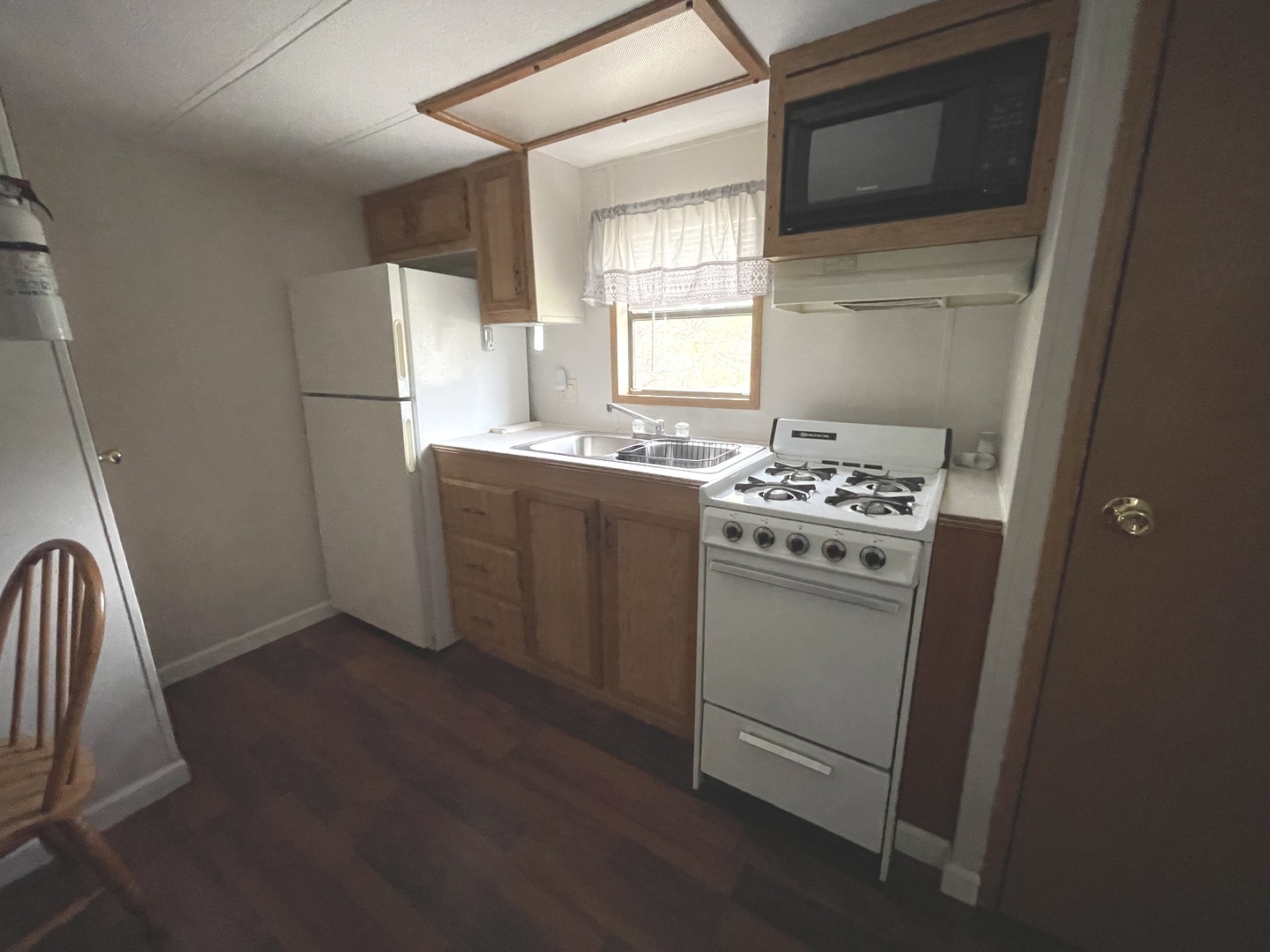 11-229 Woodhaven Lakes Property Photo 6