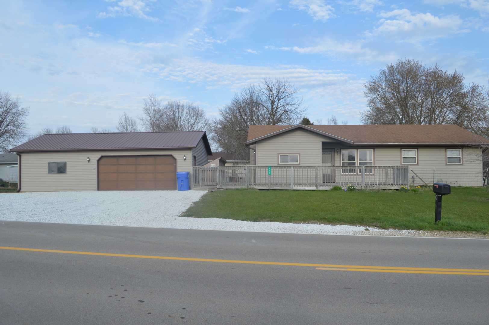711 S Wyanet Walnut Road Property Photo