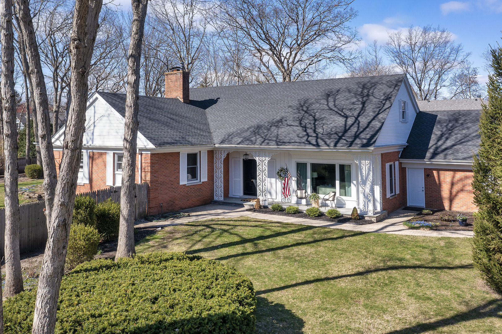 805 Longwood Drive Property Photo