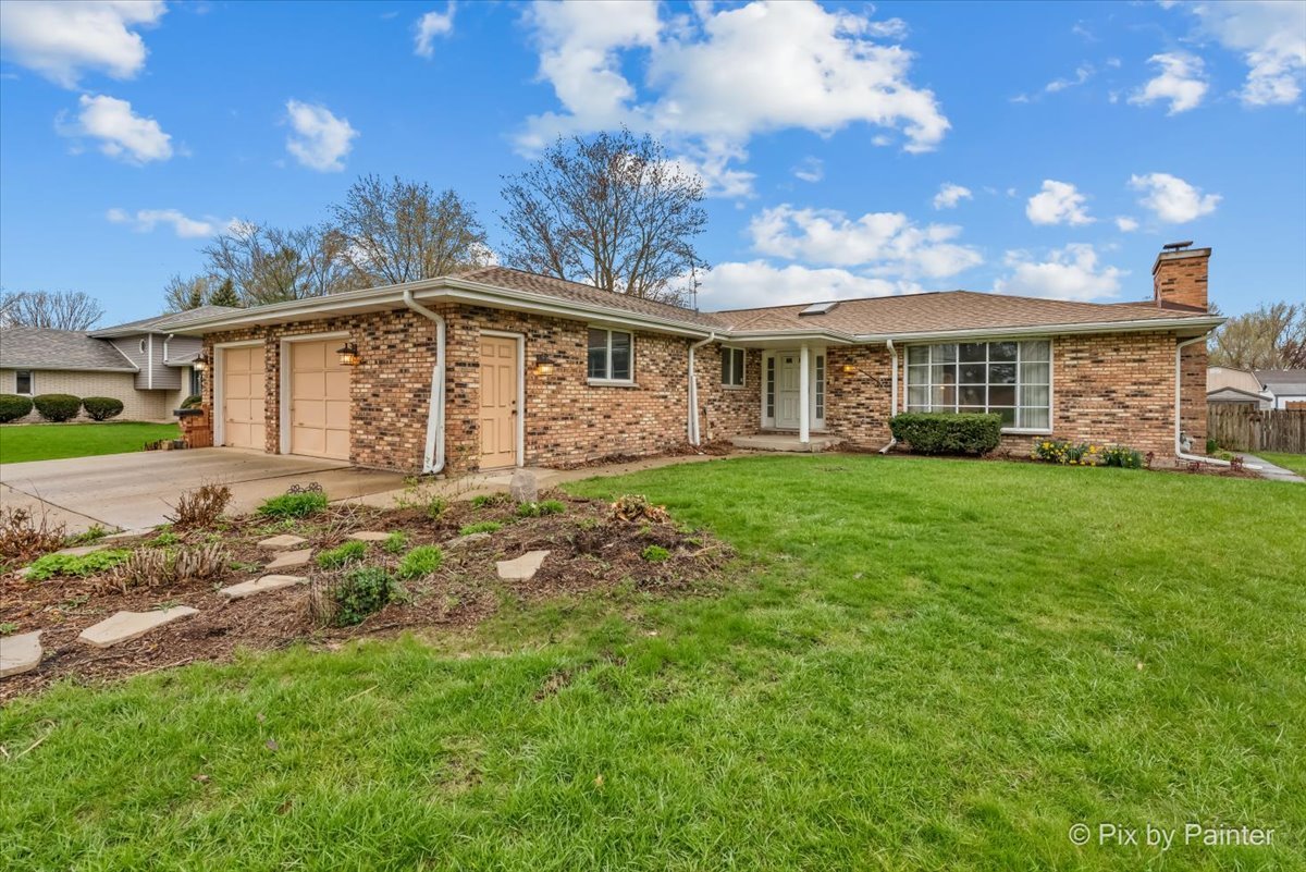 15208 S Clover Court Property Photo