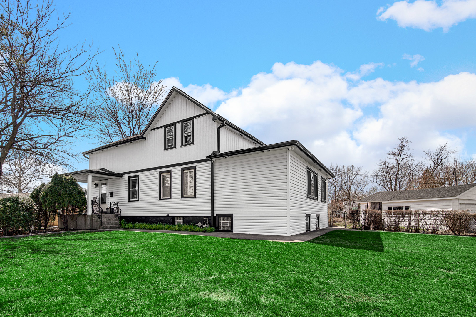824 Rowlett Avenue Property Photo