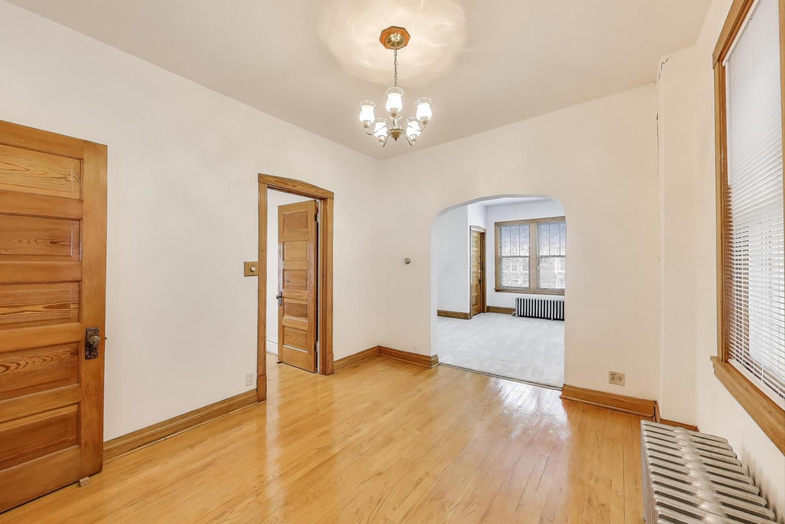 2125 W Walton Street Property Photo 6