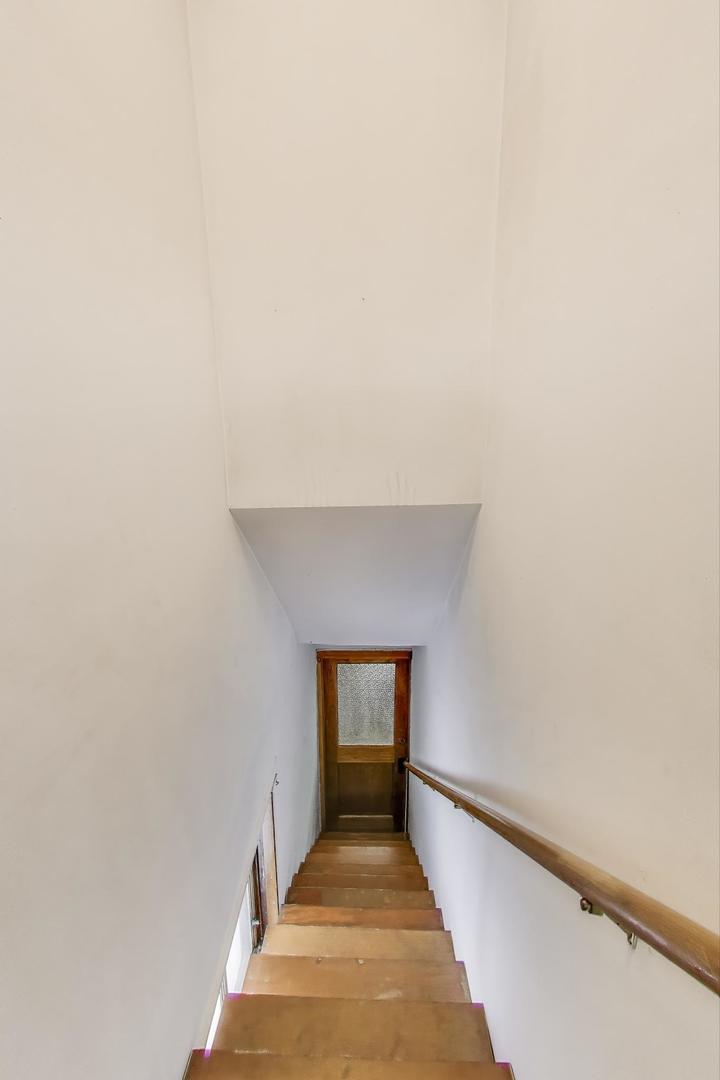 2125 W Walton Street Property Photo 15