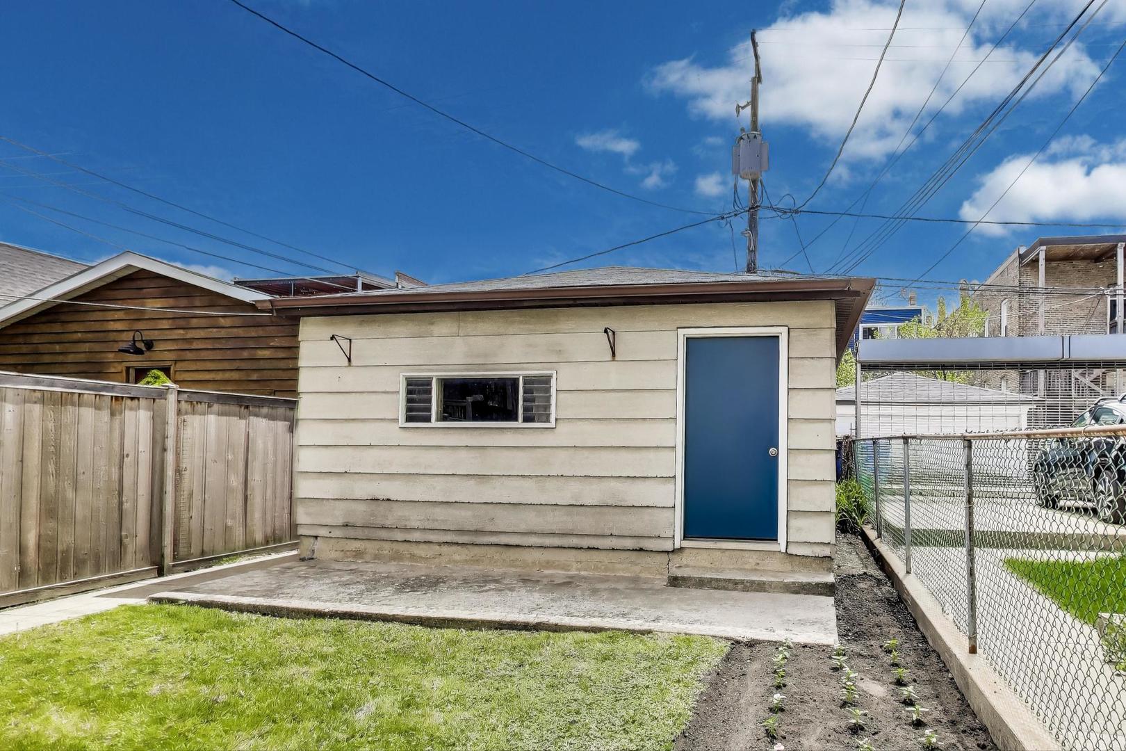 2125 W Walton Street Property Photo 41