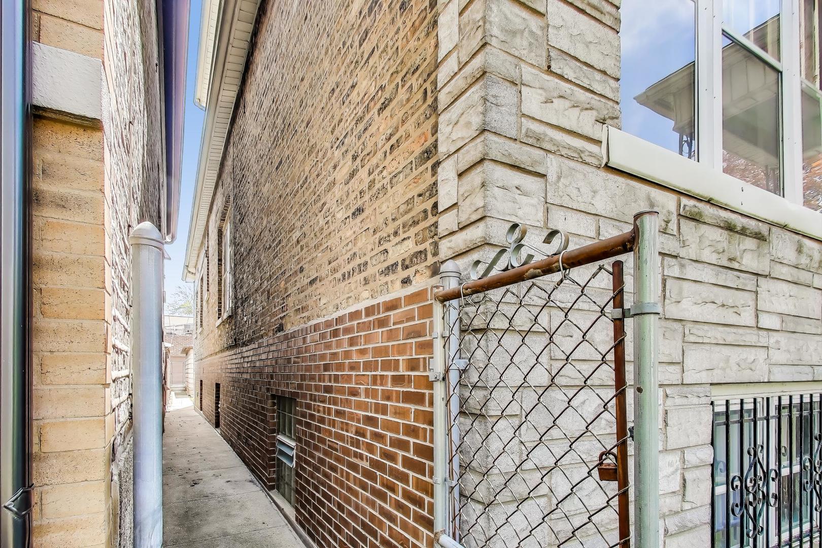 2125 W Walton Street Property Photo 42