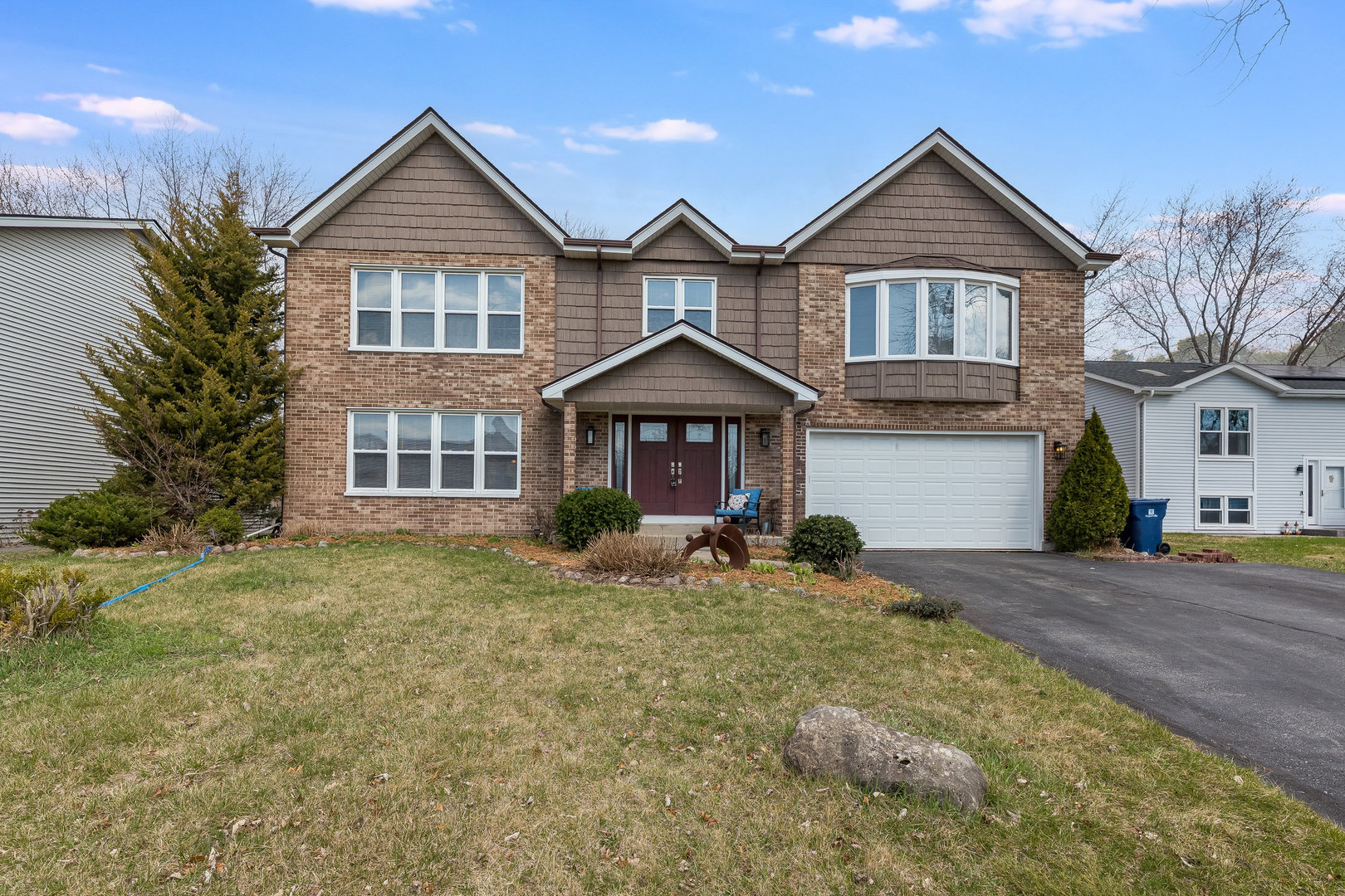 2084 Maplewood Circle Property Photo