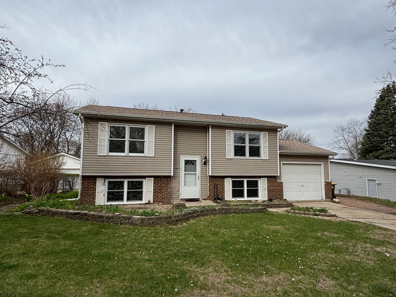 4542 Cromwell Court Property Photo