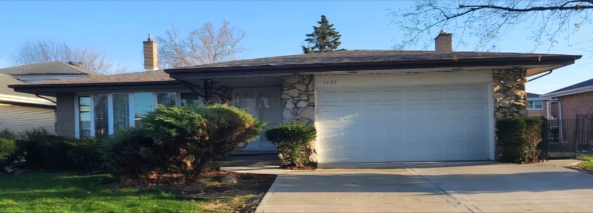 1009 E 171st Street Property Photo