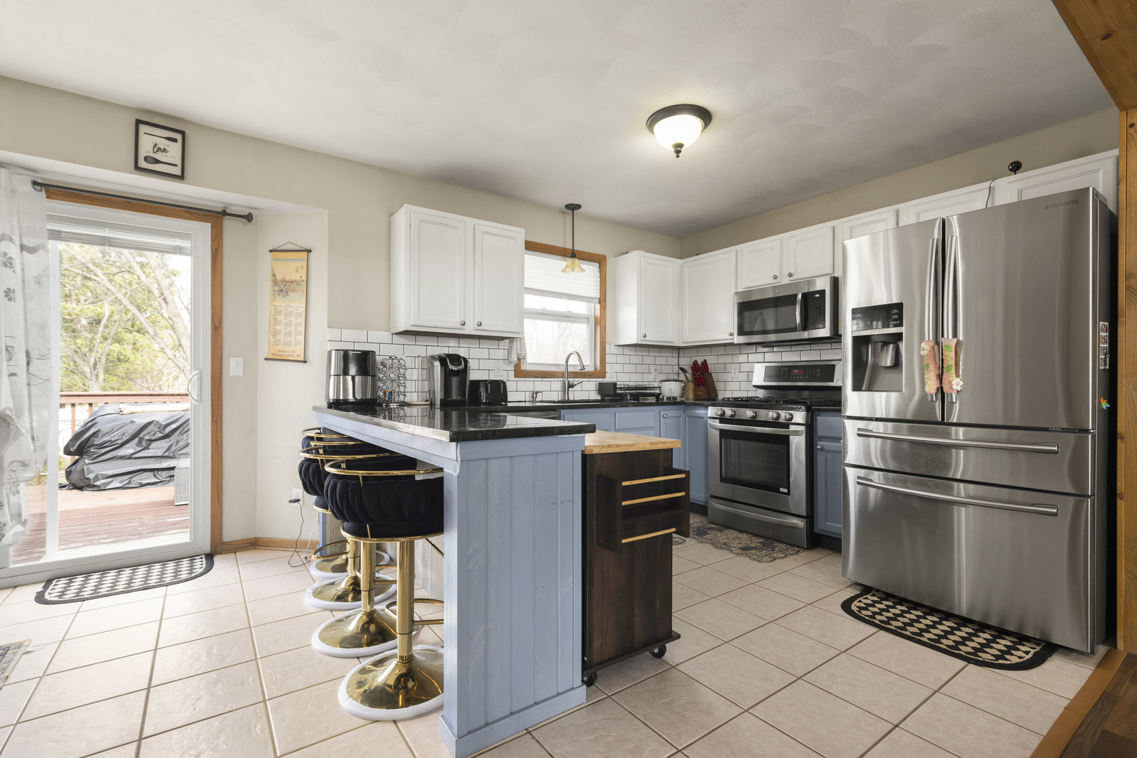 5512 Downing Court Property Photo 8