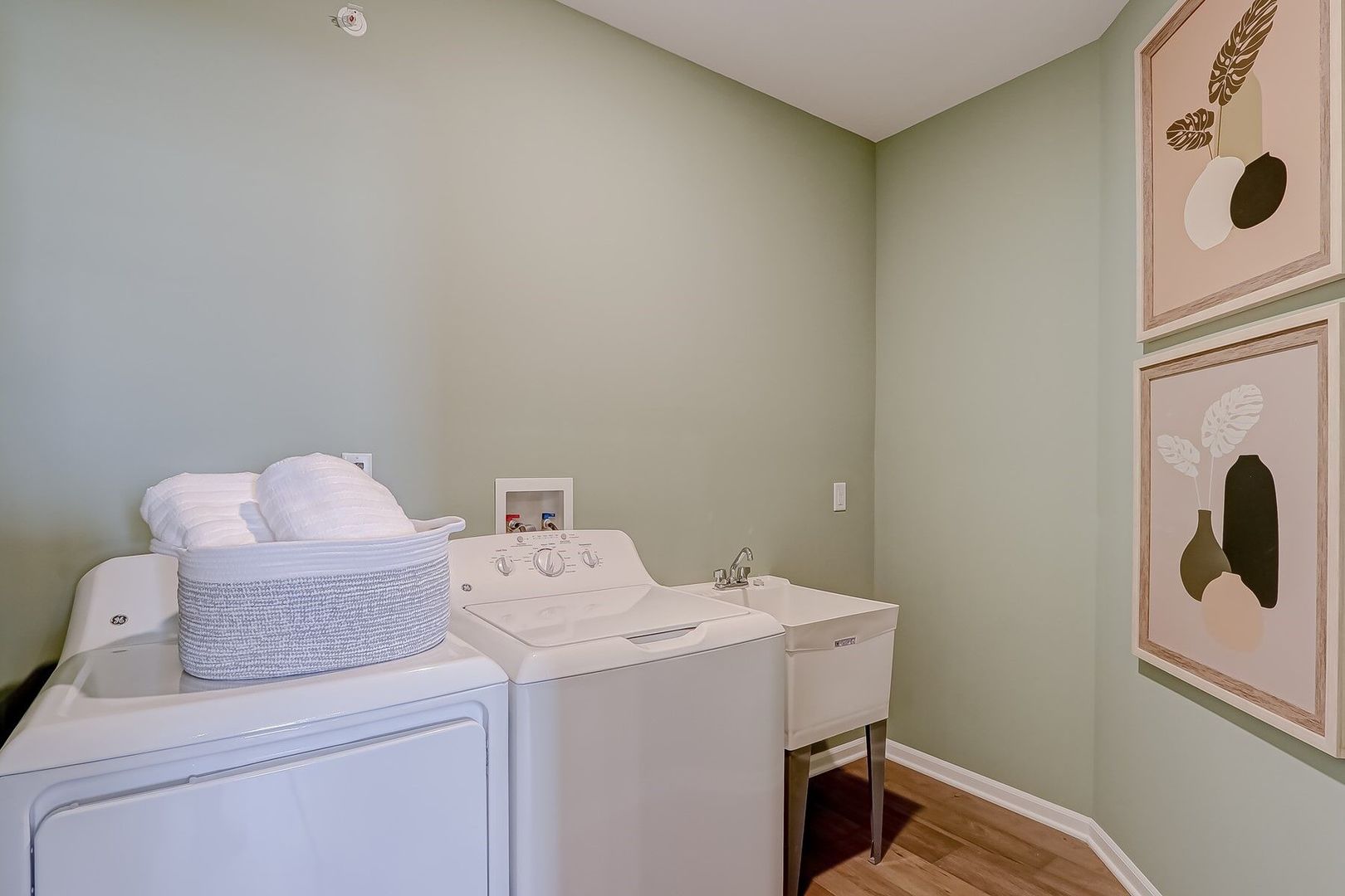424 Collingwood Road Property Photo 32