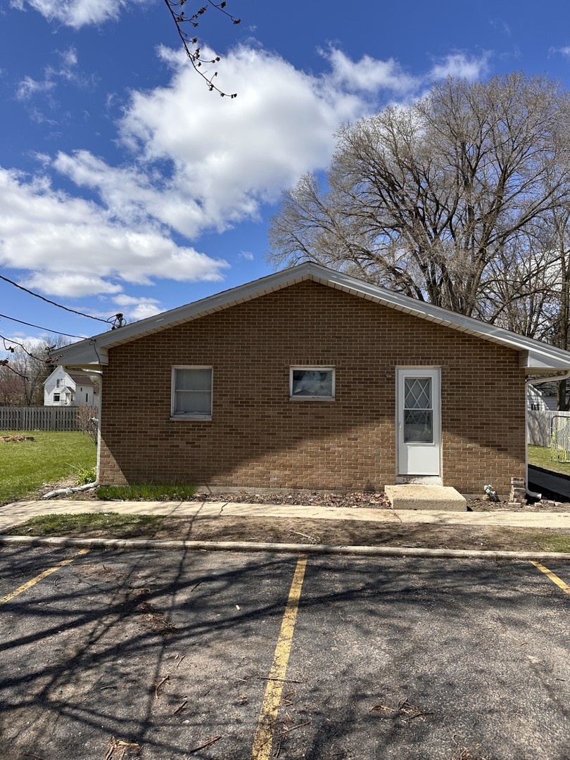 110 Babcock Street Property Photo